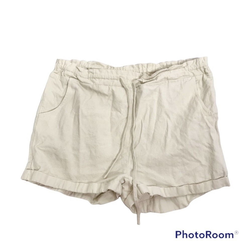 Nasty Gal paper bag waist tan khaki shorts size 8